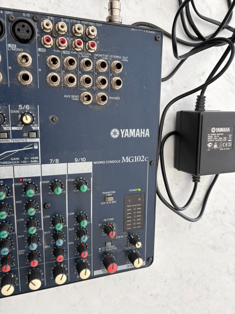 Yamaha MG102C Mixer