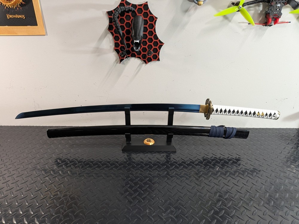 3D Printed - Katana Sword Stand - High Quality - Display Samurai Katana