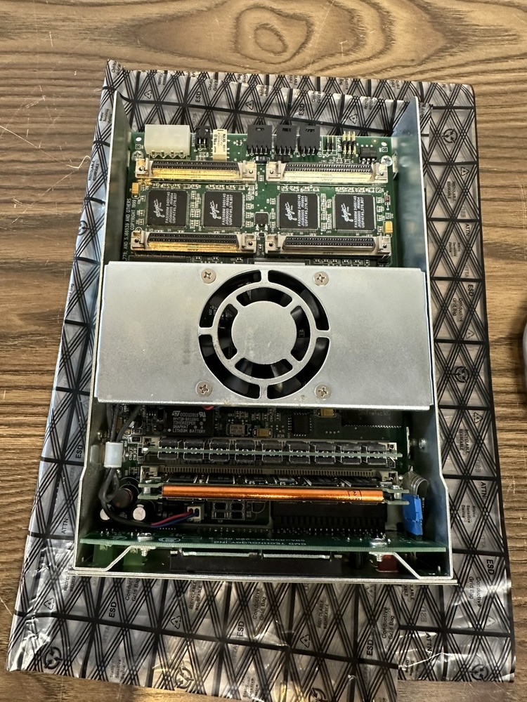 CMD CRD-005440 SCSI RAID CONTROLLER ULTRA 4 CHANNEL 1 HOST 3 DISK VIPER II