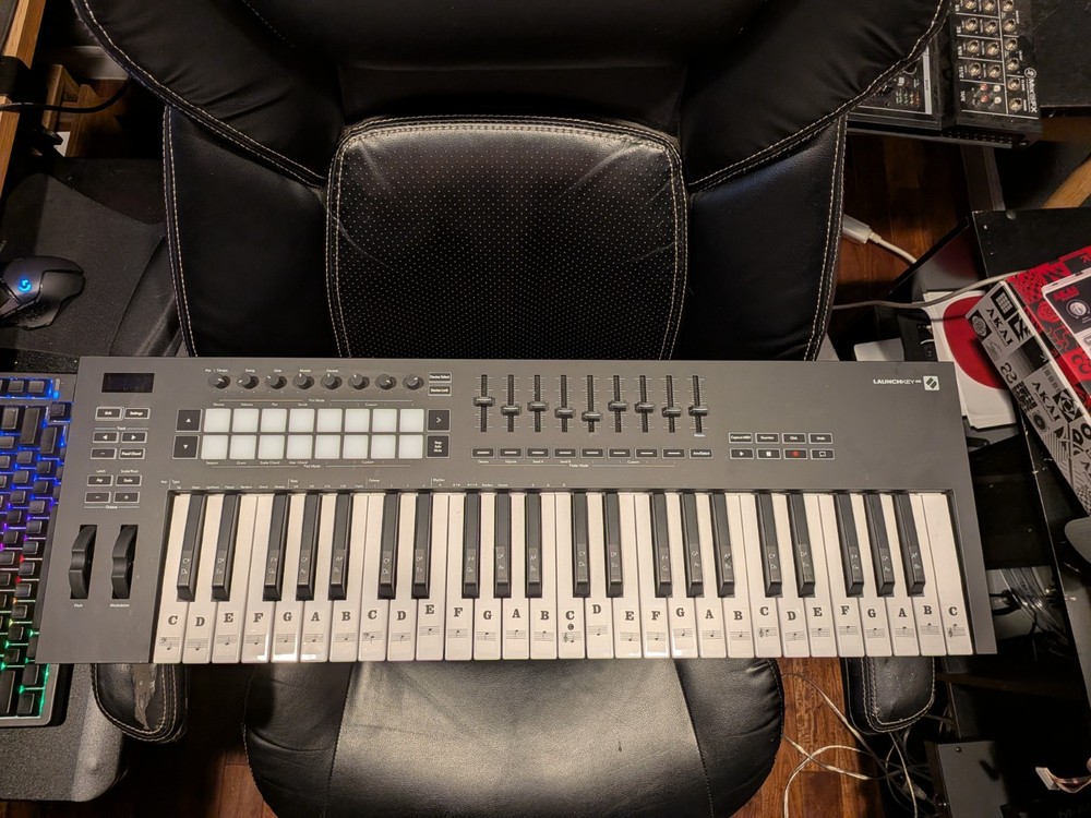 Novation Launchkey 49 MK3 49-Key Midi Keyboard Controller