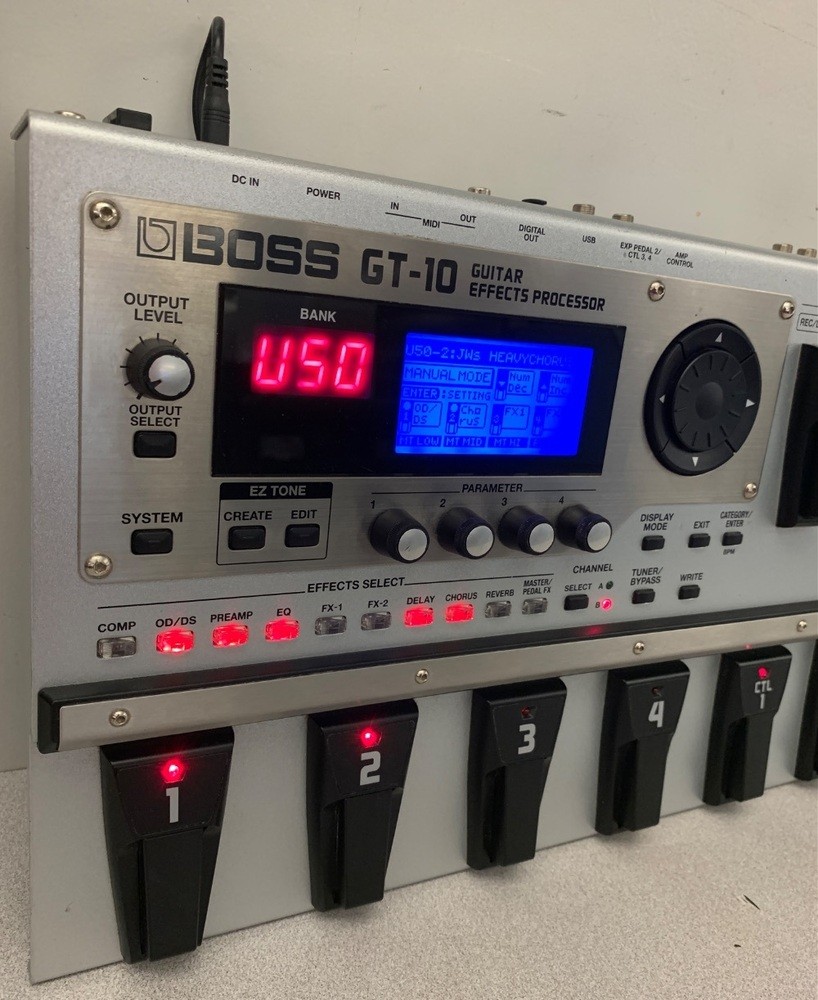 Vintage BOSS GT-10 Multi-Effects Processor Pedal w/Power adapter