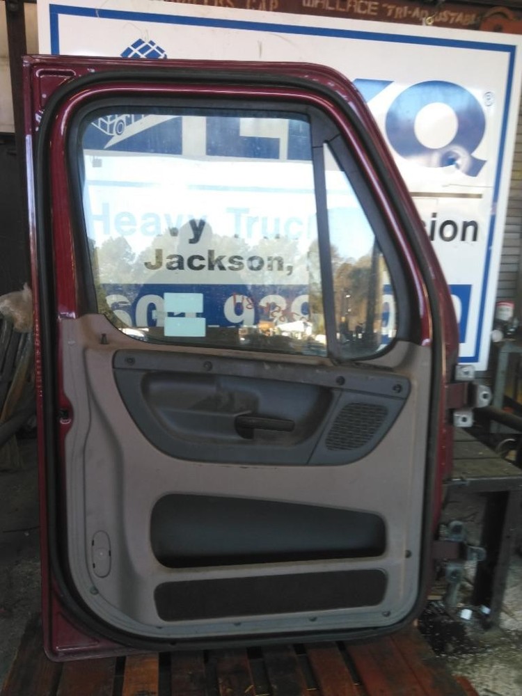 For 2018 FREIGHTLINER DOOR ASSEMBLY Left , MS