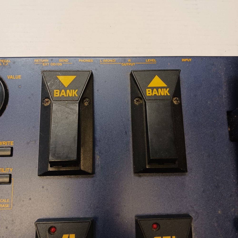 BOSS GT-3 Guitar Multi Effects Pedal Processor