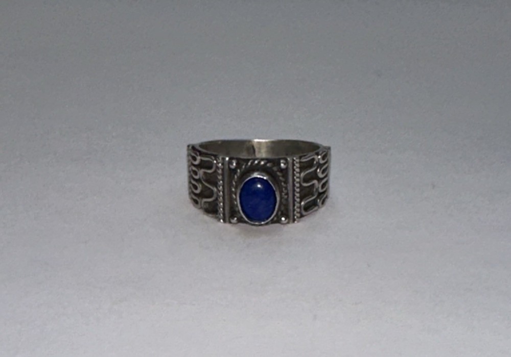 Vintage 925 Sterling Silver Oval Blue Stone Ring