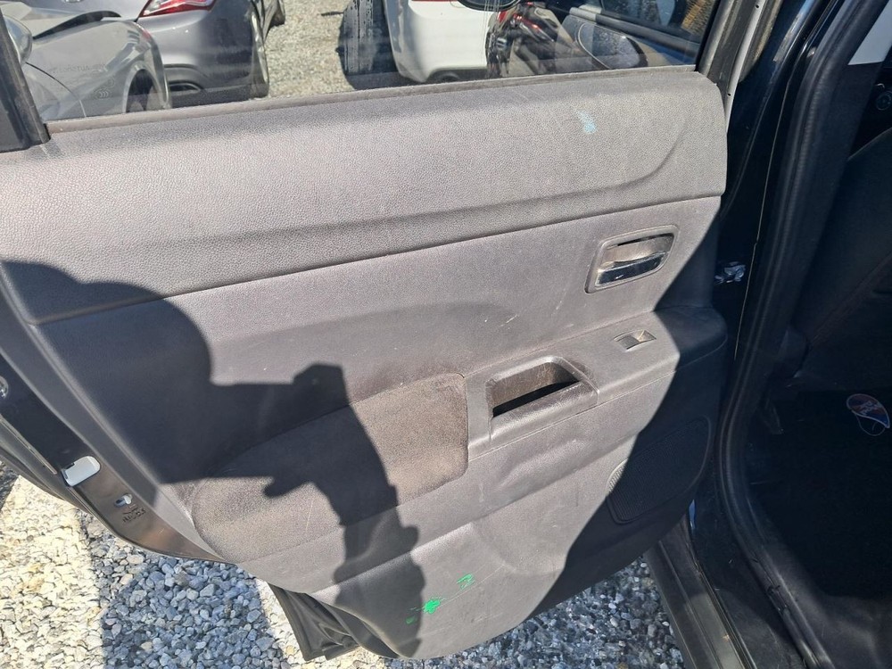 OUTLSPORT 2016 Glove Box 4853326