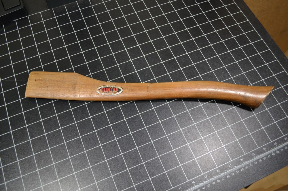 DUNLAP APPROVED TOOLS - HATCHET HANDLE WITH PARTIAL DECAL - 19 1/4" - NOS