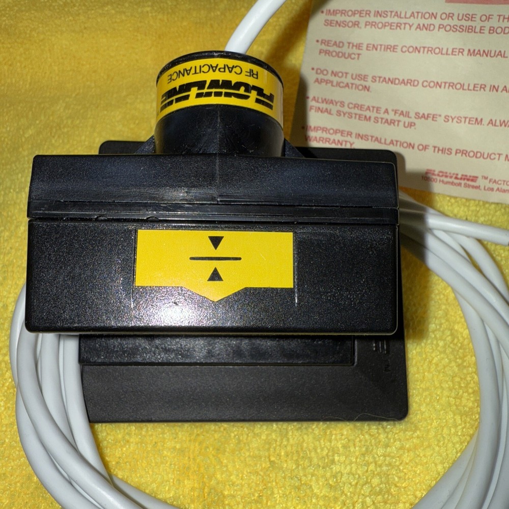FLOWLINE LP50-1005 (No Box) SwitchTek Non-Intrusive Capacitance Level Switch