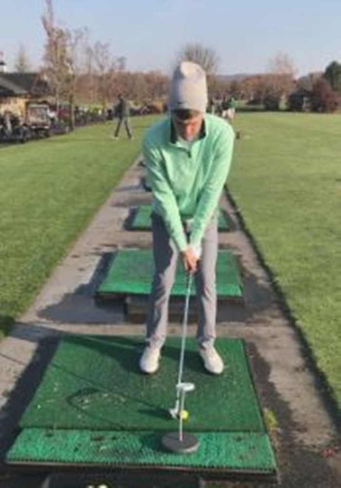 Golf Training Aid - A head Positioning Tool
