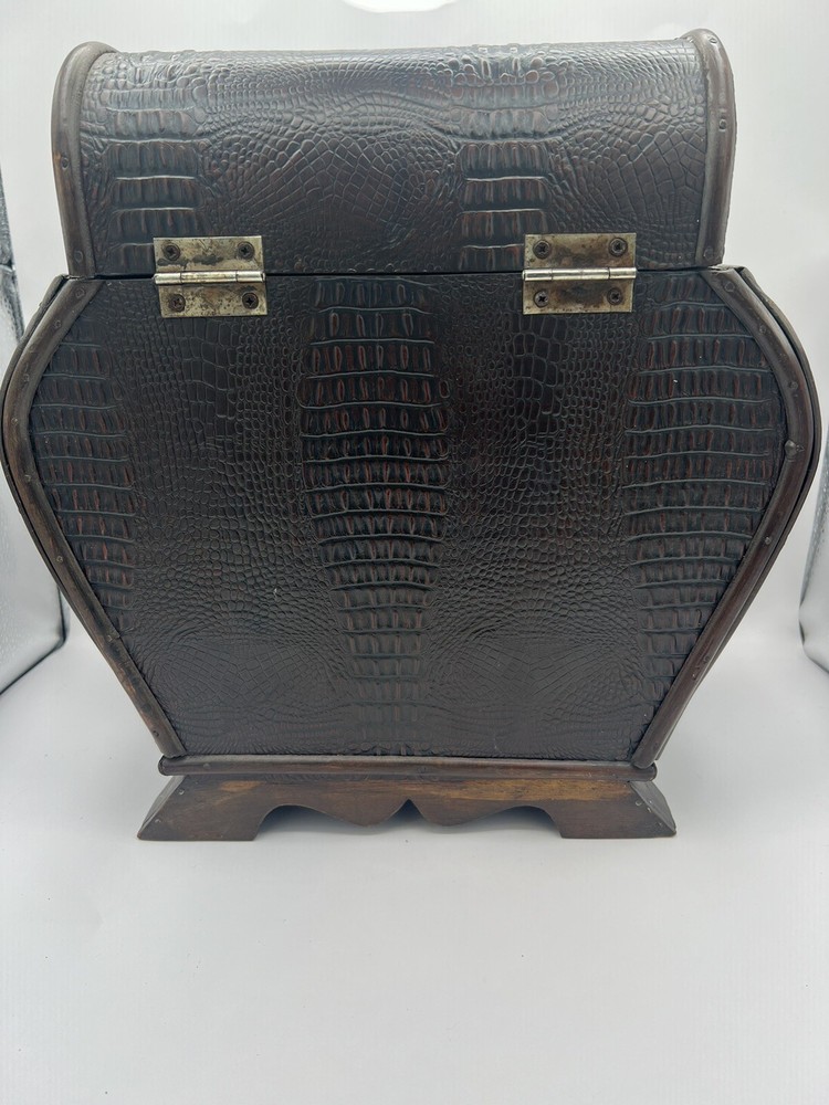 Vintage Chest
