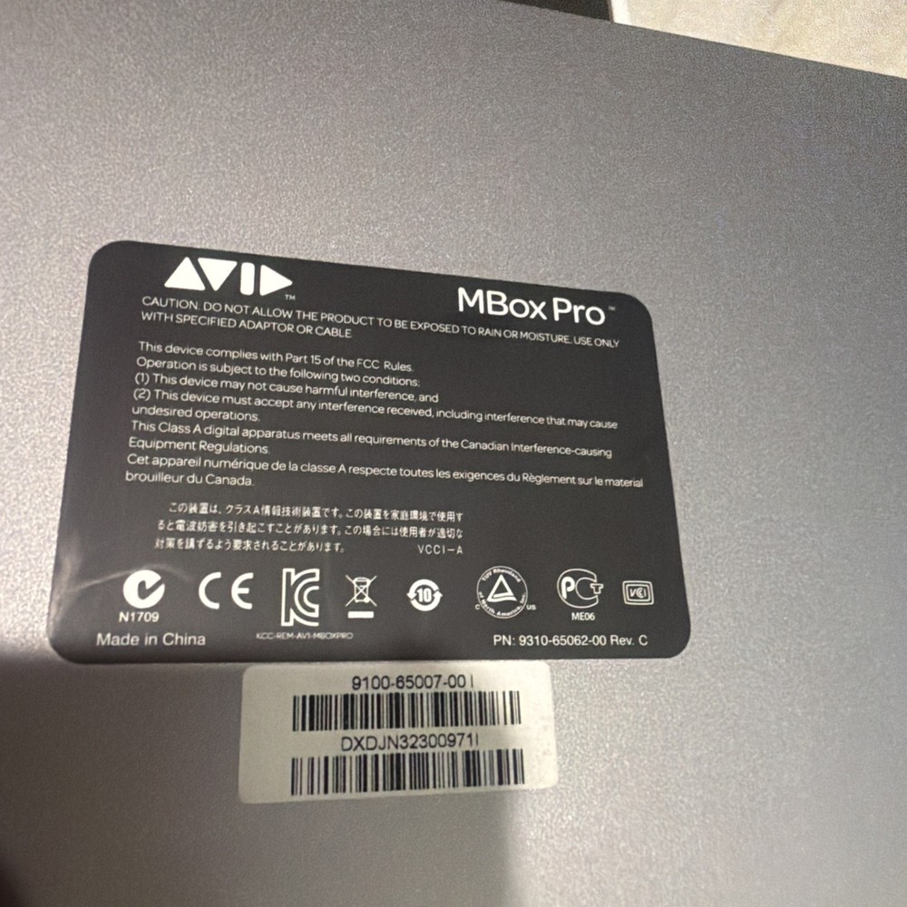 Avid Pro Tools + Mbox Pro 8x8 High-Resolution Audio Interface Studio Bundle