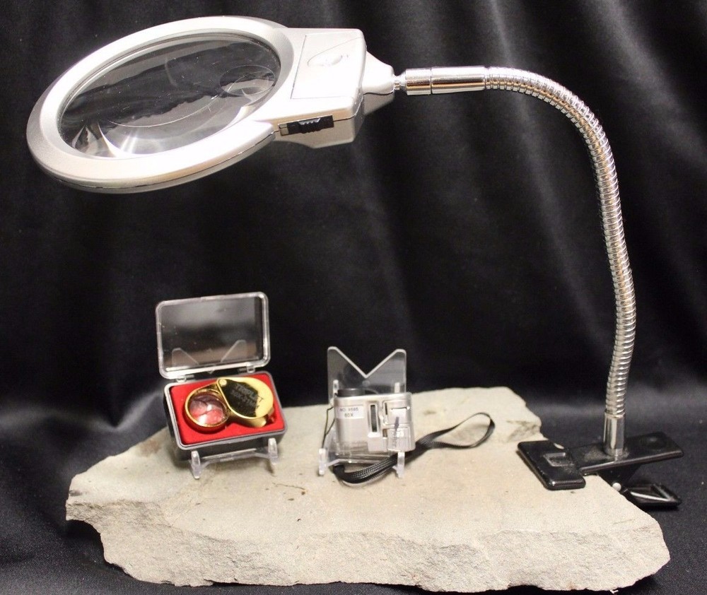 3 Stamp Postcard Magnifier Inspection Kit Microscope LED Lamp Magnifying Lens