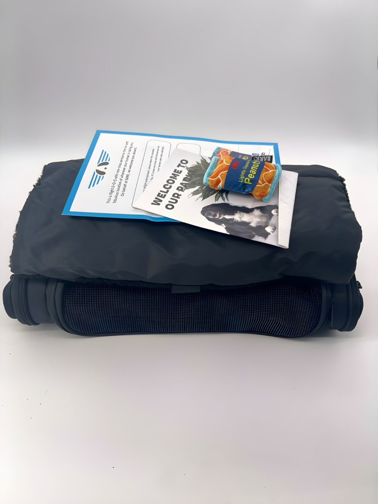 Bark- Airline pet carrier -Medium