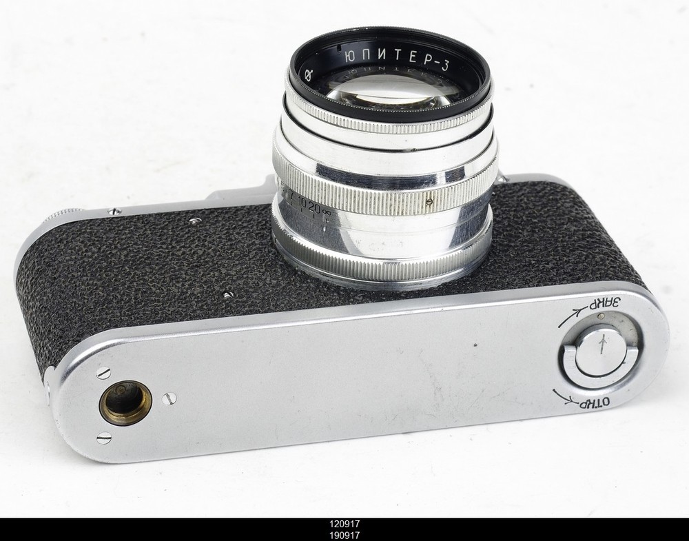 Camera Fed With Jupiter 3 1.5/50mm