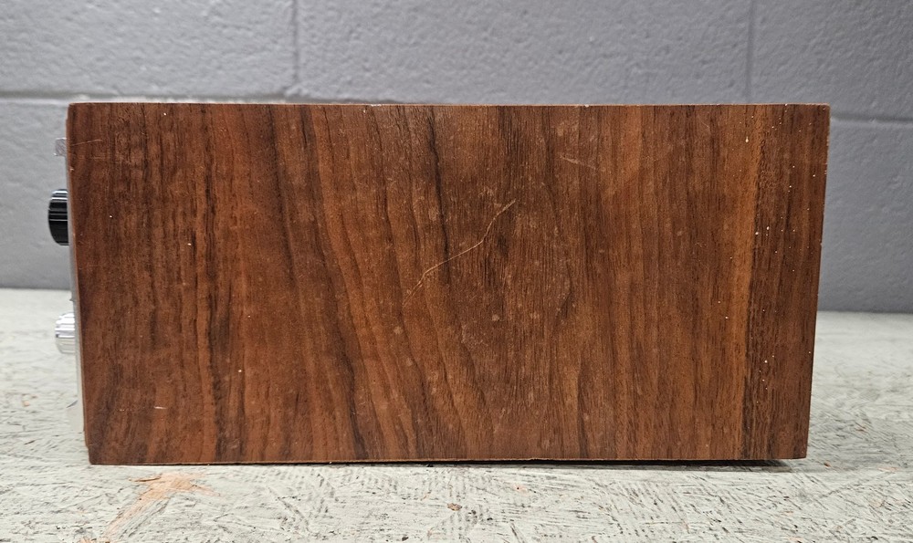 Sansui Solid State 200 Walnut - 1970s - Powers On