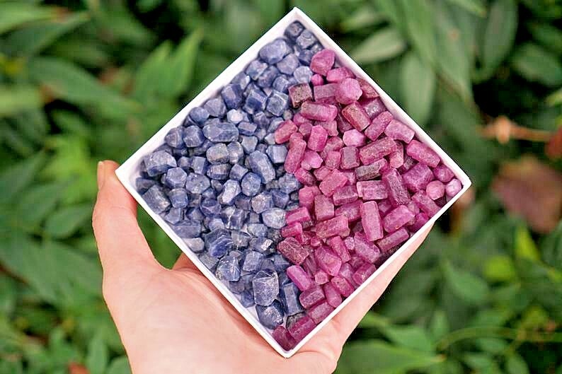 Natural Unheated Ruby Raw + Sapphire Mix Rough 10Pcs-Ruby | 10Pcs-Sapphire