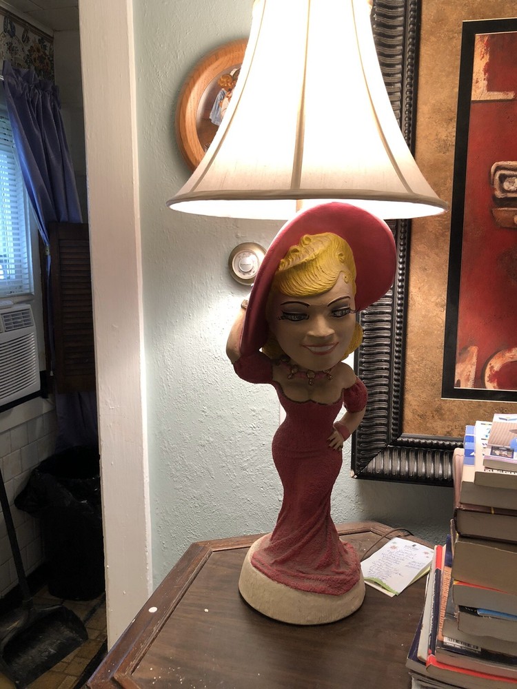 Mae West Ceramic Lamp