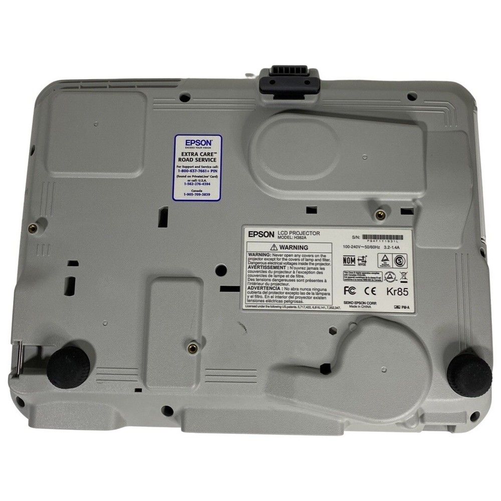 Epson LCD Projector PowerLite 93 Model H382A with Remote Control