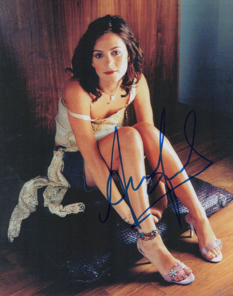 Anna Friel signed 8x10 photo
