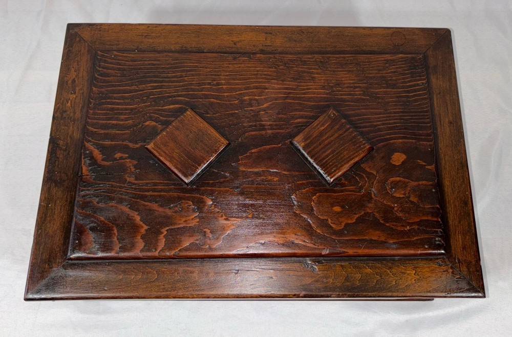Antique Victorian Solid Oak Storage Box Chest Lock Box Fabric Lined 17.75”x12.25