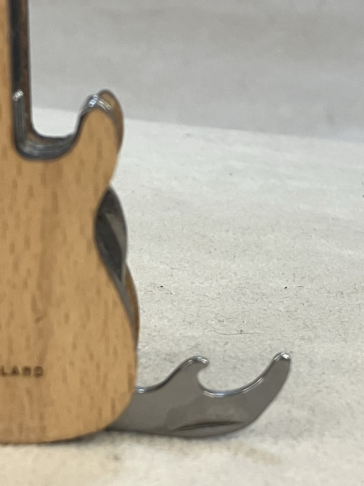 Kikkerland Guitar Multitool