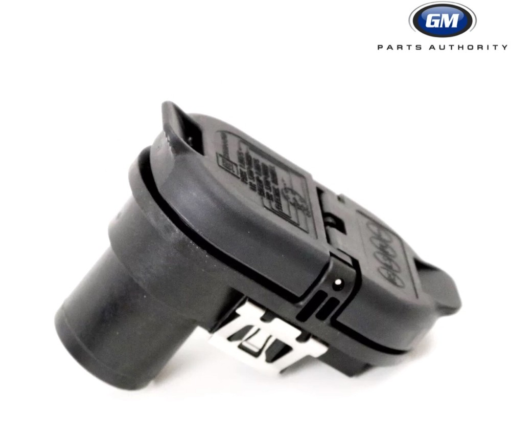 2014-2018 Silverado Sierra Trailer Hitch Receptacle Plug 23404450 7 Way - 4 Way