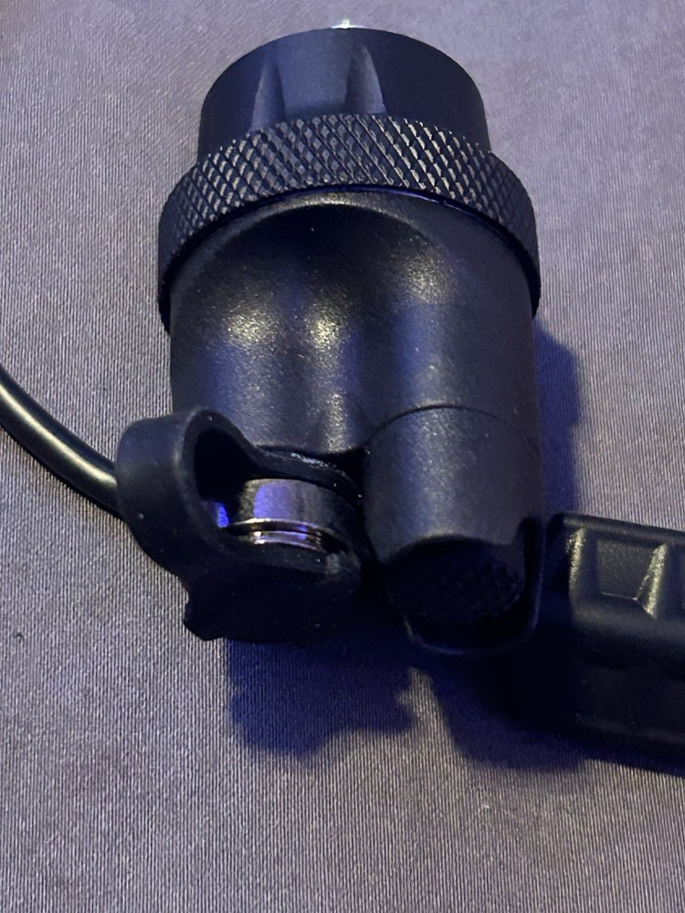 Surefire ST07 Pressure Switch/Tap & A XM00 Tail Cap & 2-SureFire Batteries.