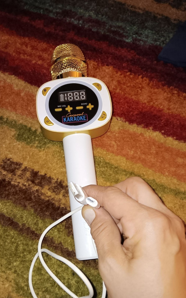 Carpool karaoke Android usb port for car