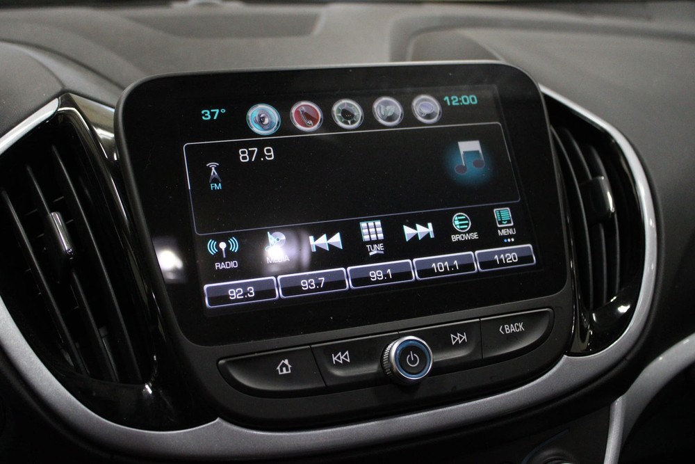 VOLT      2017 Info-GPS-TV Screen 3167766