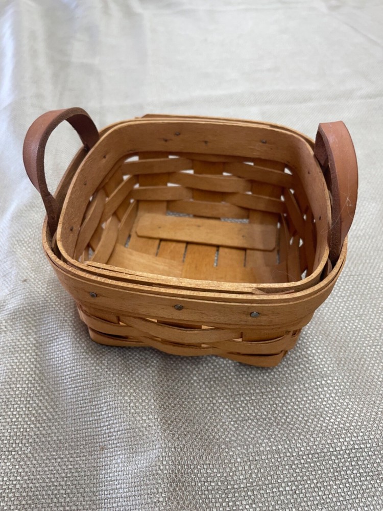 Longaberger Sweet Basil Basket 1995 with plastic protector