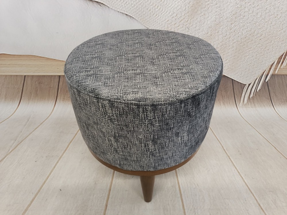 Round Ottoman Bench Handmade Tufted Foam Fill Polyester Fabric Gray