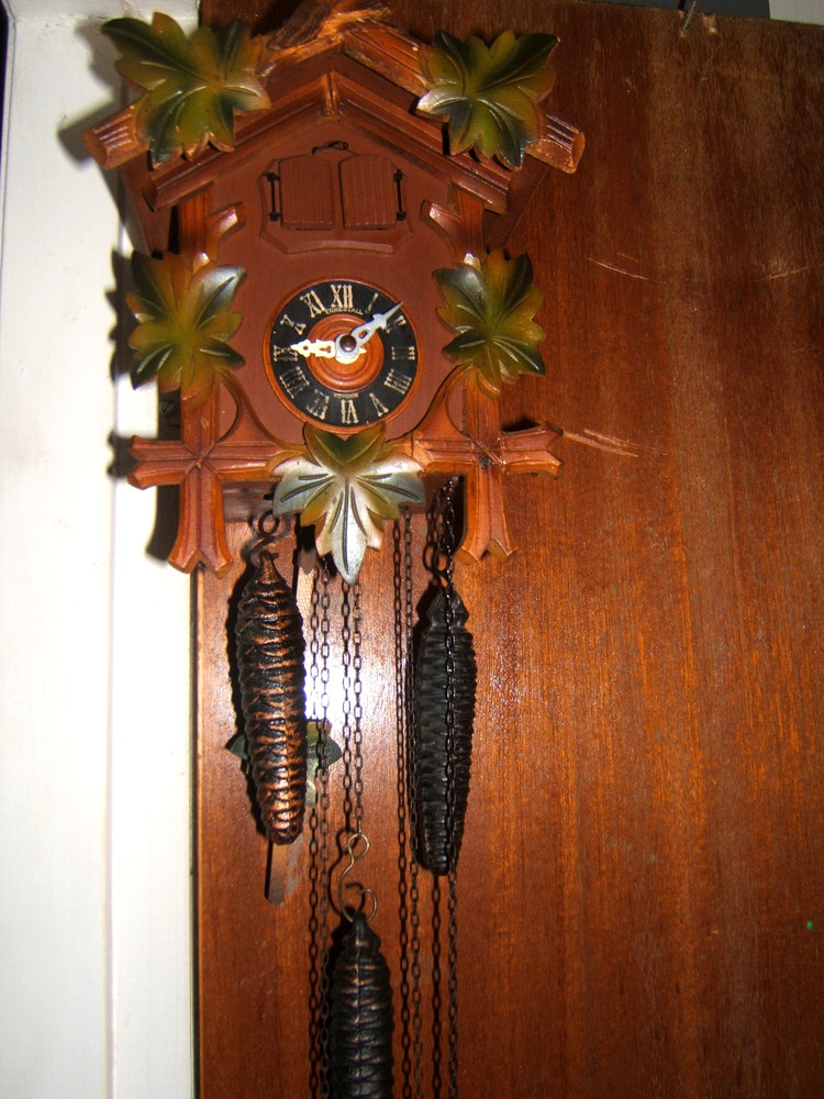 Falstaff musical antique black forest cuckoo clock