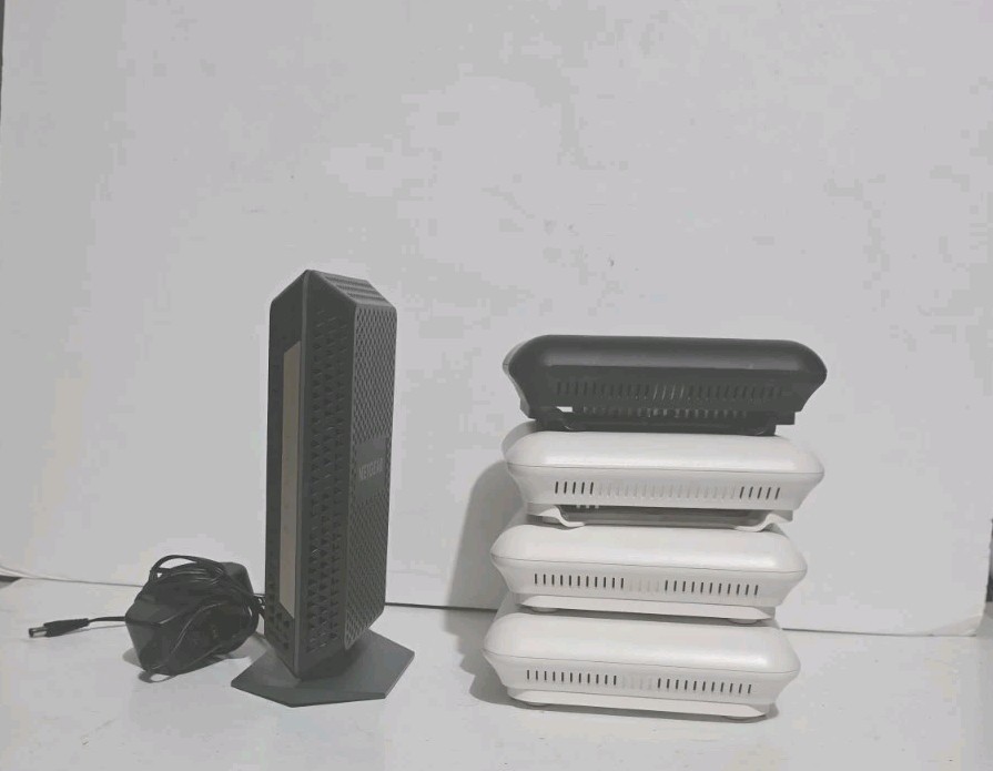 Lot of 5 Mixed Network Devices – 4 Access Points & 1 Cable Modem Router – Used