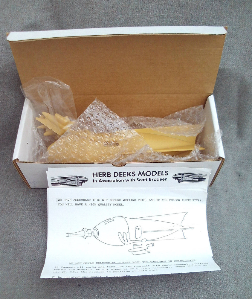 VTG 1985 HERB DEEKS MODELS FLASH GORDON EVIL EMPEROR ROCKET KIT MISSING 1 PART