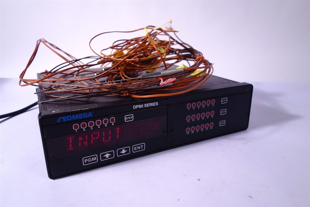 Omega Engineering DP82T 2(206) ALM Digital Temperature Meter Working
