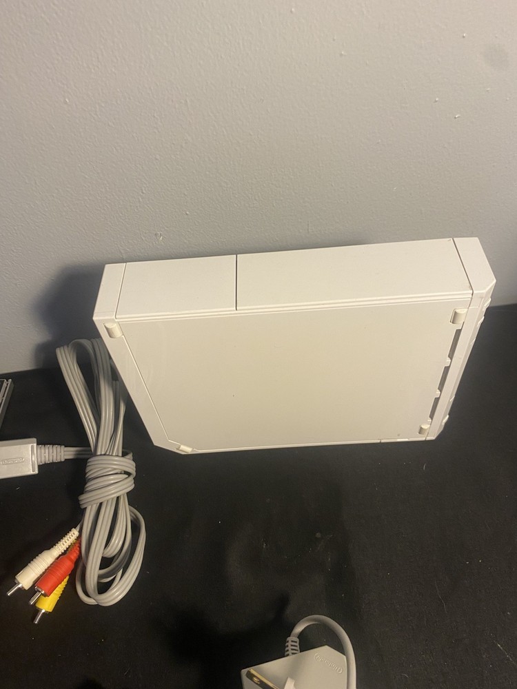 Nintendo Wii Home Console - White