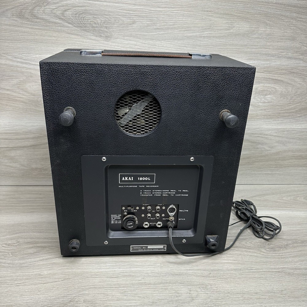 AKAI 1800L MULTI-PURPOSE TAPE RECORDER **READ**