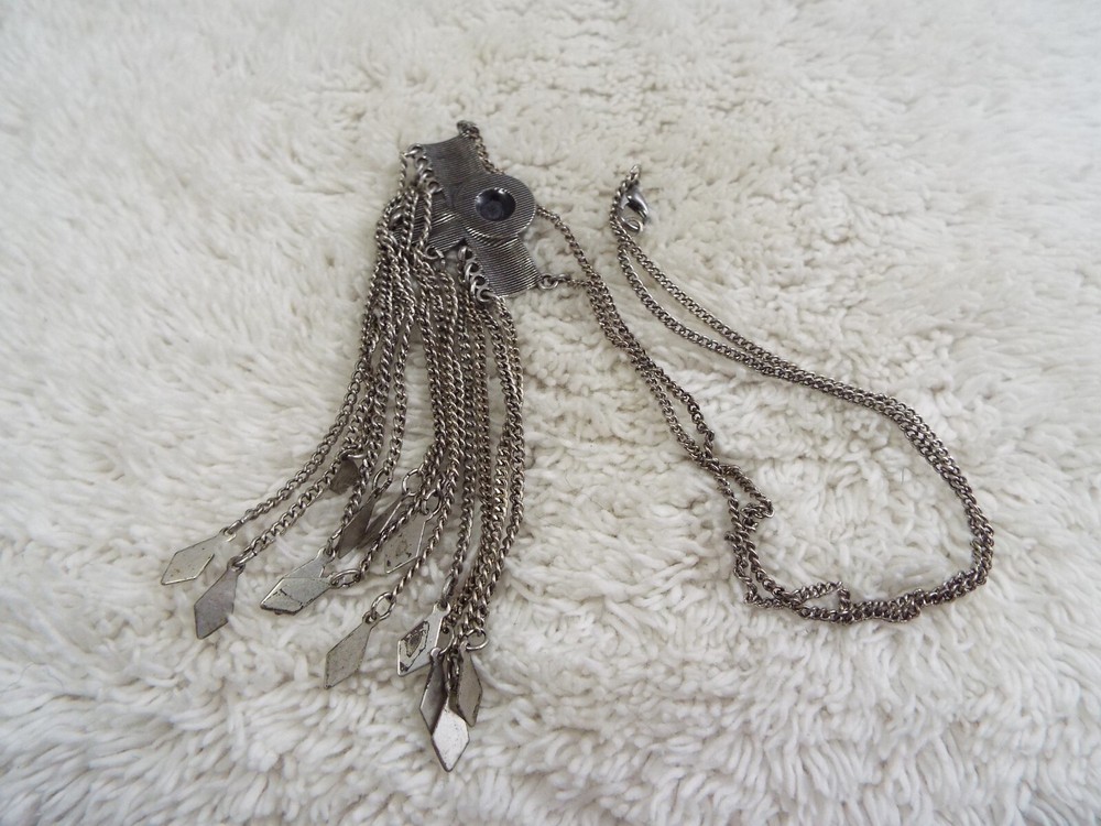 Silvertone Chain Fringe Necklace (F27)