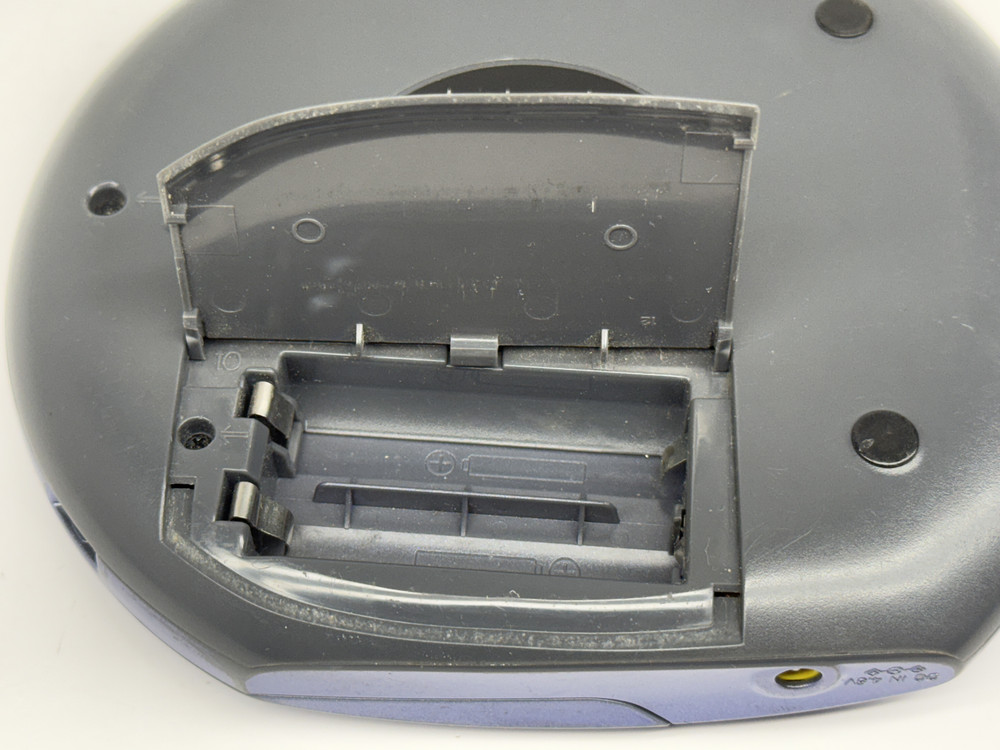 Sony Walkman Portable CD Player D-E220 ESP MAX Blue Pearl Discman UNTESTED READ