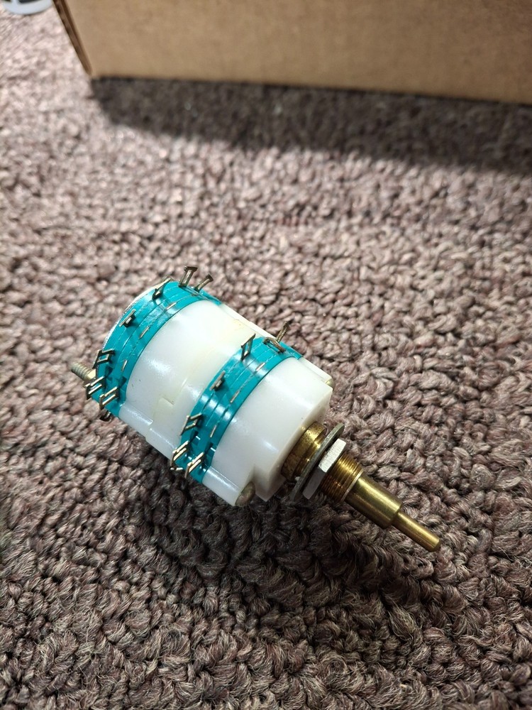 Stackpole Series 100 Concentric Shaft 12 Position Dual 12 Position Rotary Switch