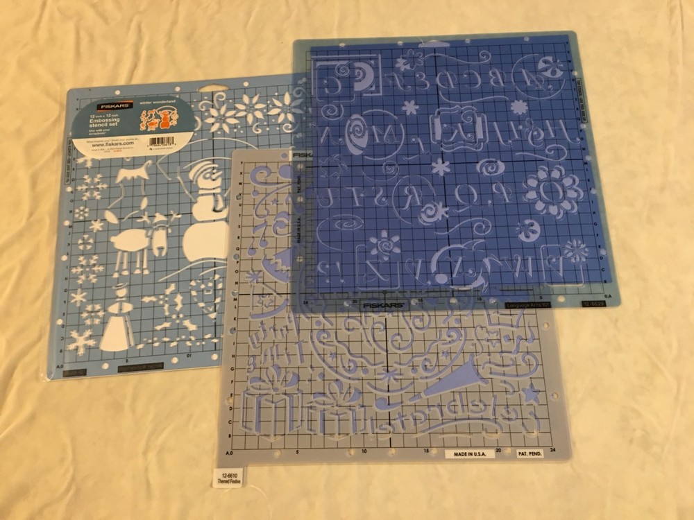 Fiskars ScrapBoss Embossing System with 7 additional Stencil Sets ⭐️