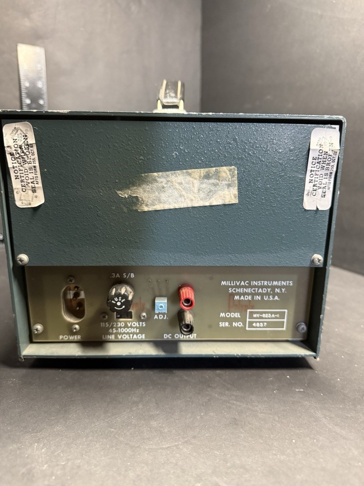 MILLIVAC MV-823A-1 Millivolt Meter Voltmeter POWERS but Untested