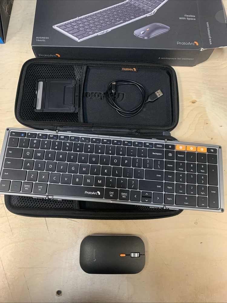 ProtoArc Foldable Keyboard and Mouse XKM01 True Full-Size Folding - Used