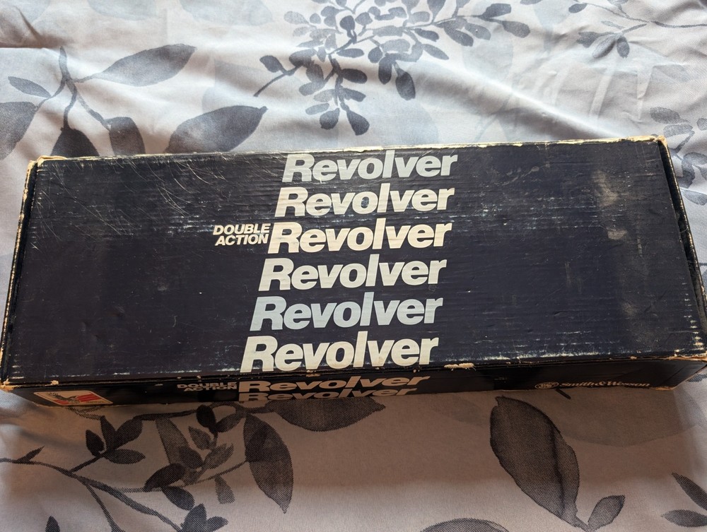 Smith And Wesson 44 Magnum Classic Empty Box And Paperwork
