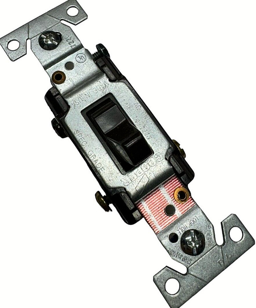 Cooper C3320B Brown Toggle Wall Light Switch 20A, 120V-277V *Free Shipping*