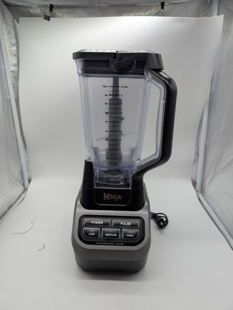 Ninja C0610B Professional Blender 1000