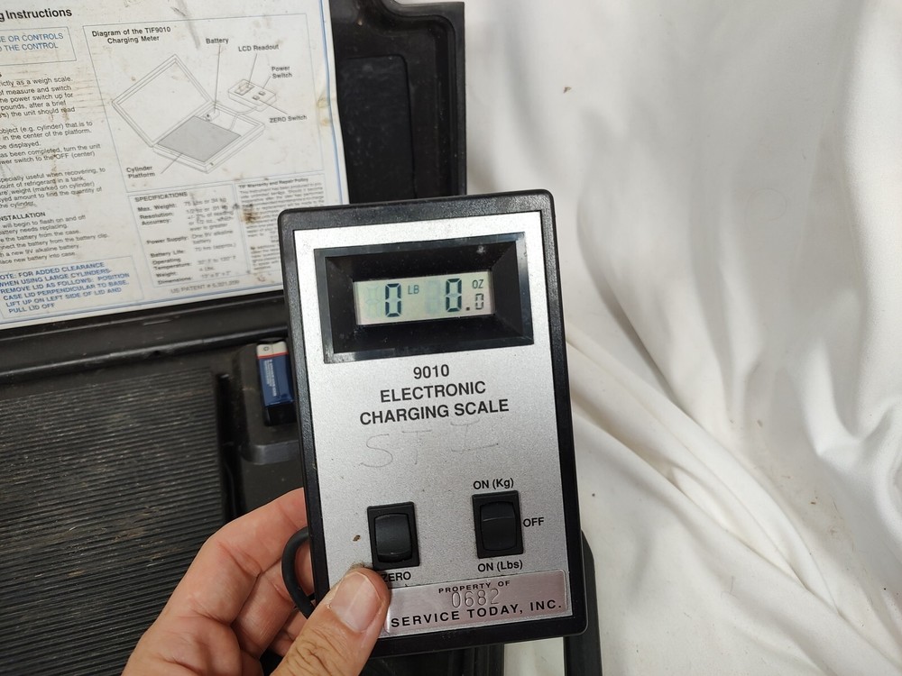 9010 Slimline Electronic Refrigerant Charging Scale - Tif Instruments