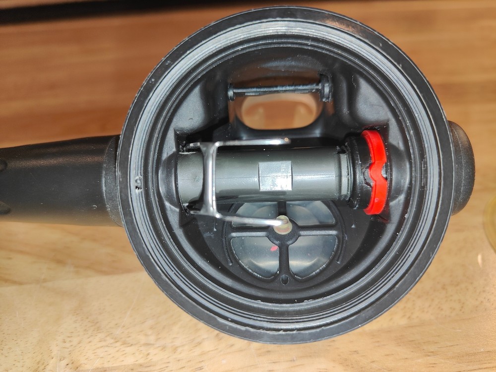 Scubapro S555 Second Stage Regulator - Great Condition, Needs Servicing