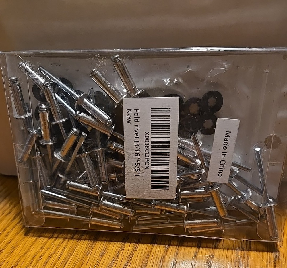 3/16" x 5/8"-Fold Rivets With Washers