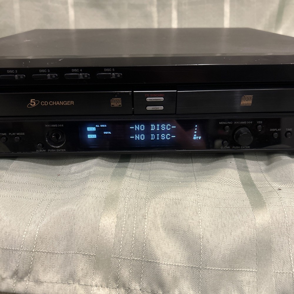 Sony 5 Cd Changer RCD-W500C
