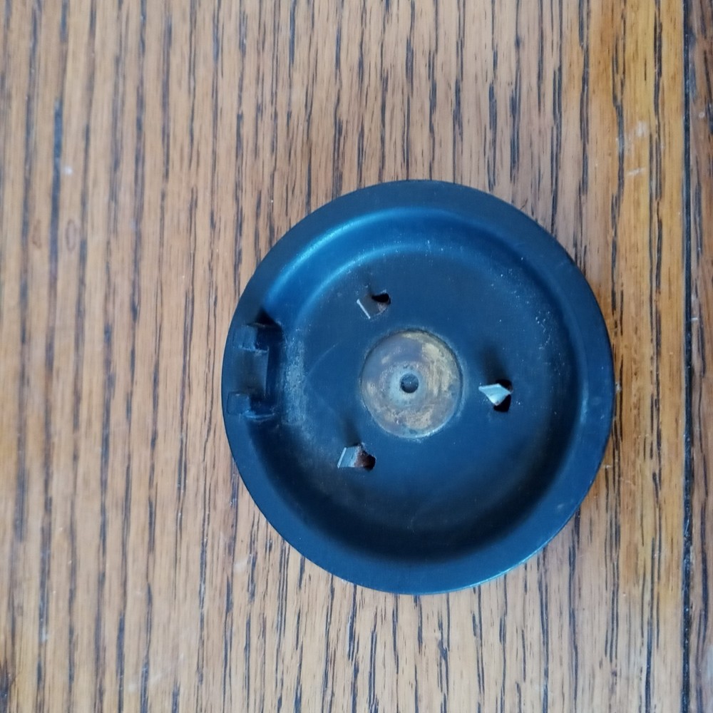 1936 STUDEBAKER HORN BUTTON BAKELITE - CLEAN !
